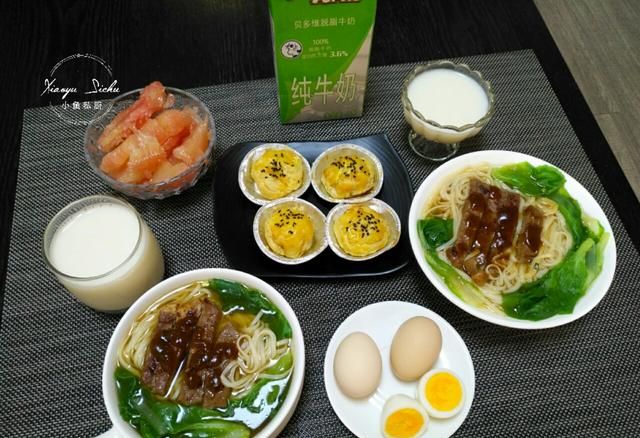 中学生的早餐，一周不重样，简单丰盛，网友：这是亲妈