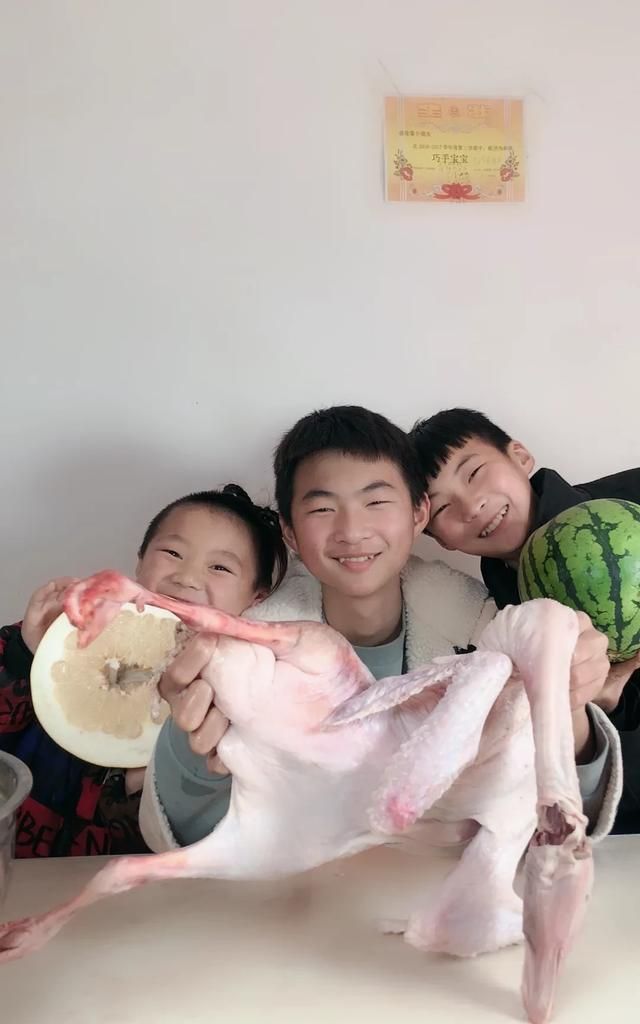 那些所谓靠吃喝的主播是真是假啊图1