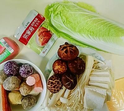 #暖冬酱在手，嗨吃部队锅#懒人料理韩式部队锅