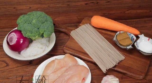 荞麦面有哪些做法,荞麦面河捞的做法图14