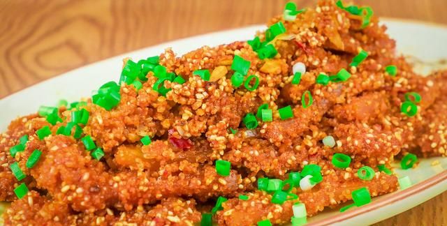 粉蒸肉怎样做软糯入味，厨师长分享诀窍，出锅鲜香松软不油腻