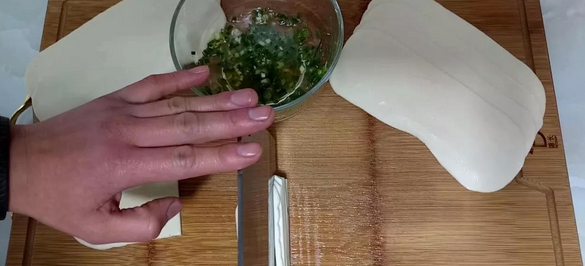 烩面片这样做，不发面不和面，做出香脆葱油饼，大人小孩抢着吃