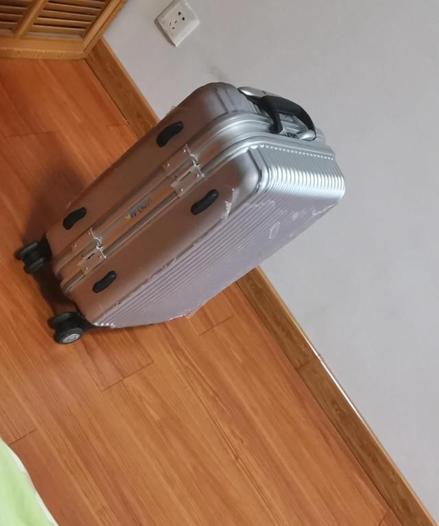 我咋不把我自己忘了呢？