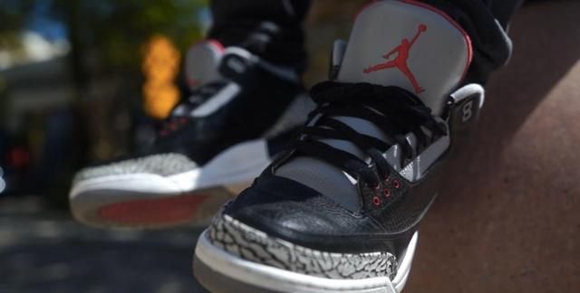 藤原浩都偏爱！Air Jordan 3“黑水泥”，爆穿5年后是什么样？