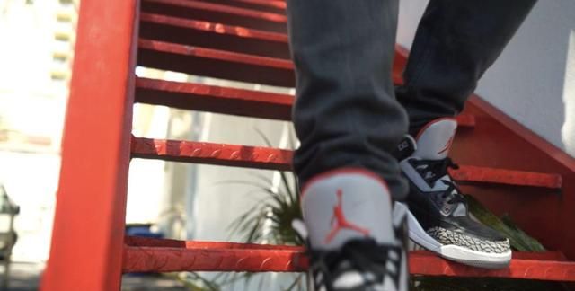藤原浩都偏爱！Air Jordan 3“黑水泥”，爆穿5年后是什么样？