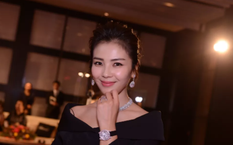 高颧骨,凹脸颊!除了医美,还有什么办法能解决问题