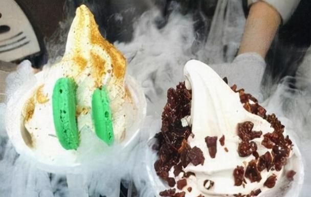 会“冒烟”的冰淇淋，你吃过吗？