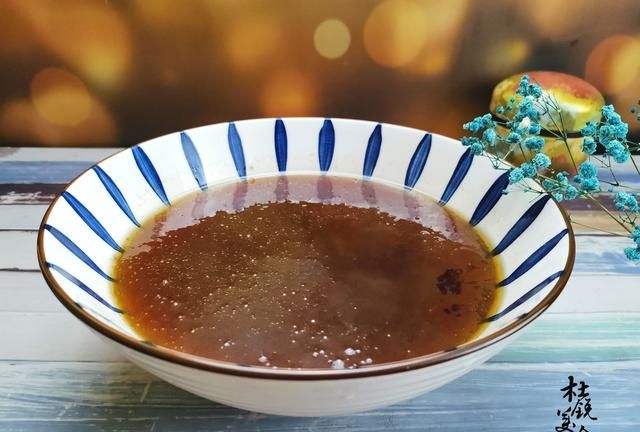 著名鲁菜干烧鲳鱼地道做法，看准1点，炒出的糖色火候恰到十分
