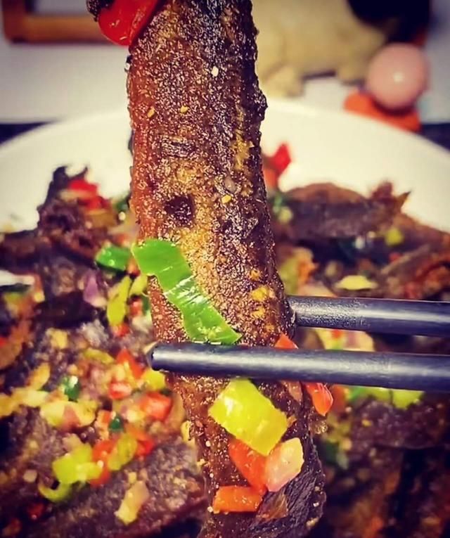 泥鳅有什么营养与功效,海泥鳅与泥鳅的营养价值的区别图20