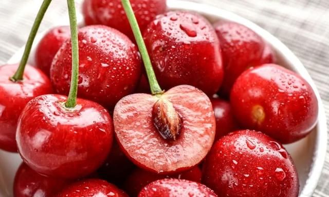 樱桃有什么营养？它和车厘子有什么不同？