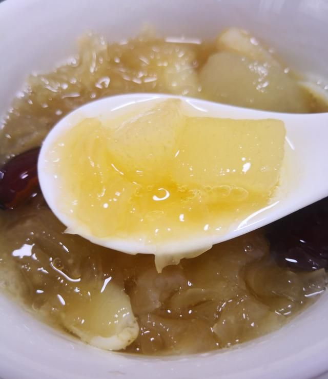 家里有咳嗽的可以试试这样做，润肺止咳，都是天然食材放心吃