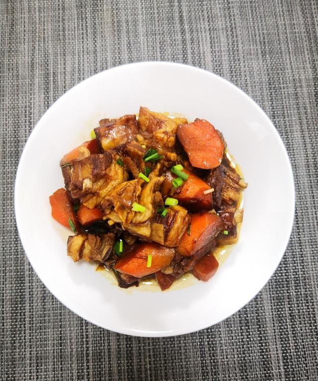 家里有咳嗽的可以试试这样做，润肺止咳，都是天然食材放心吃