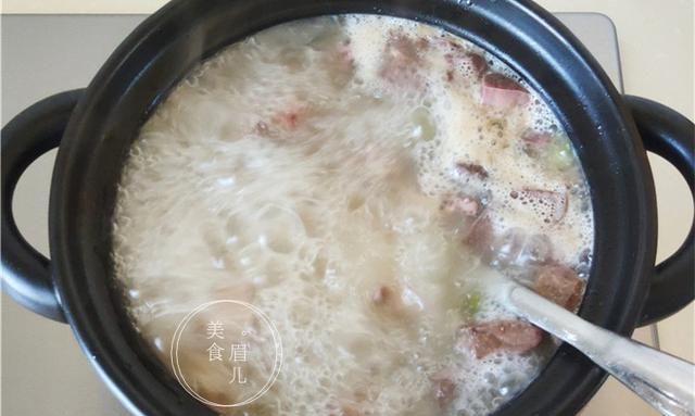 明日冬至喝羊汤，加这3样调料，汤鲜味浓没一点膻味！好喝又滋补