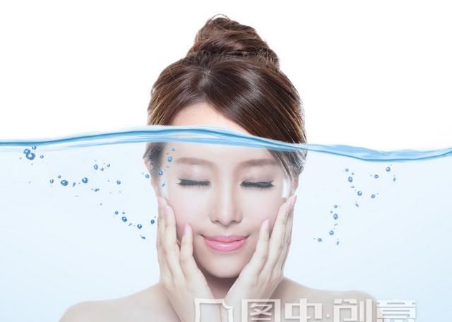 面膜如何敷才能发挥最大功效呢图2