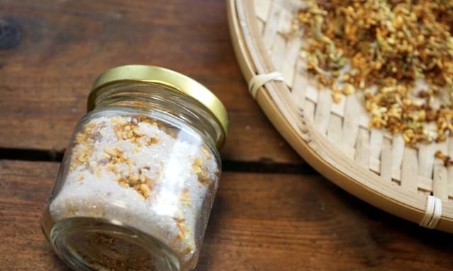 秋天自制糖桂花，按照这个方法做颜色不发黑，保存一年都不会坏