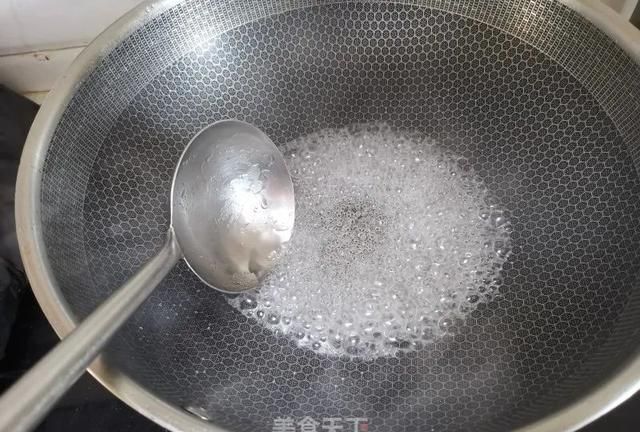 这样做排骨，好吃到吮指，所有人都喜欢