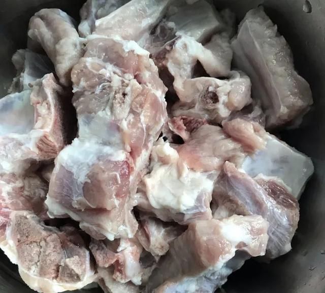 这样做排骨，好吃到吮指，所有人都喜欢