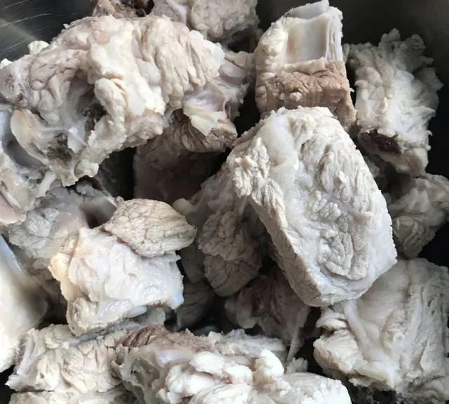 这样做排骨，好吃到吮指，所有人都喜欢
