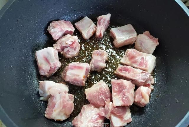 这样做排骨，好吃到吮指，所有人都喜欢