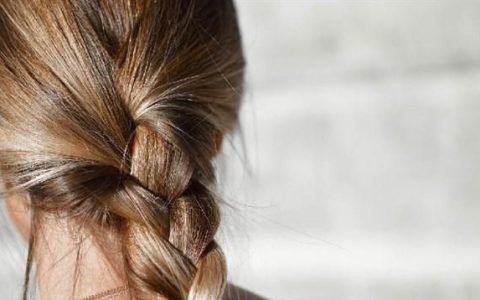 头发比较油几天洗一次头发最好