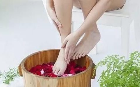 泡脚加上这几味药驱寒更保健