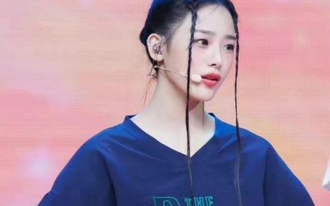 今年火了一种发型叫“龙须刘海”，洋气吸睛，热巴、关晓彤都上头