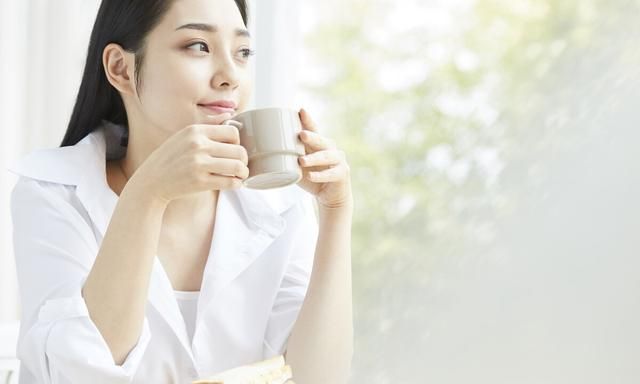 入秋后，建议女人：少吃保健品，多吃“3菜3汤”，滋补养生补气血
