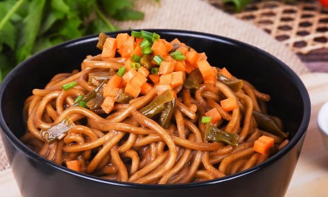 “高热量”早餐排行榜！油条排倒数第一，煎饼果子第2，建议了解