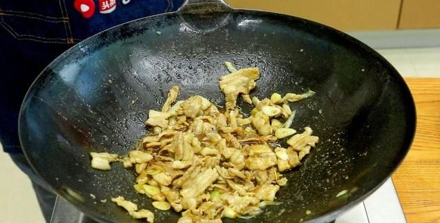 “高热量”早餐排行榜！油条排倒数第一，煎饼果子第2，建议了解