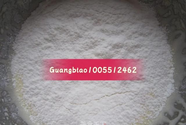 有没有老式鸡蛋糕泡水吃的吃法呢图2