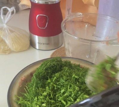 这道小茴香爆汁大肉饺子简单快手，超下饭