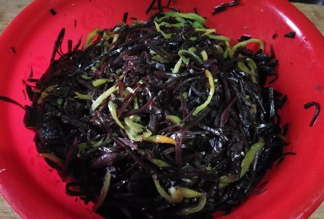 已腌制的大个菜头怎么炒图4