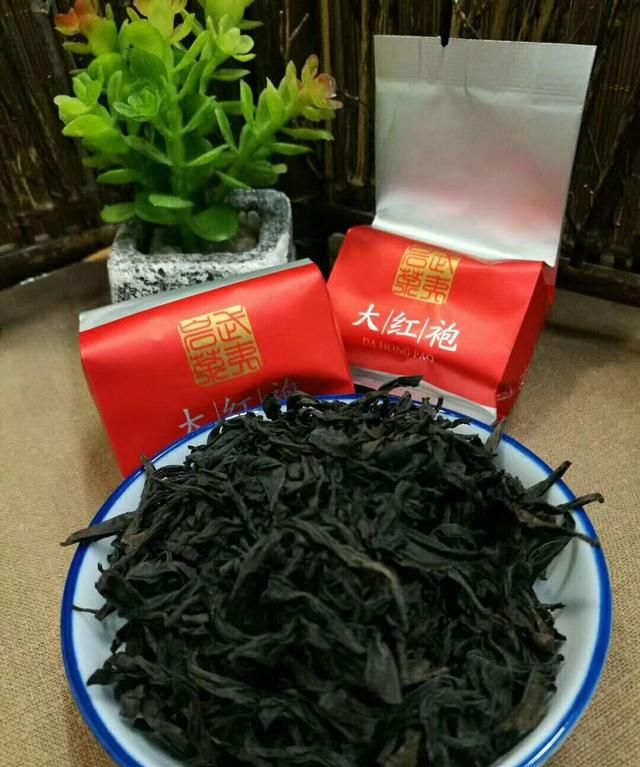 常喝大红袍有哪些功效,大红袍应该如何冲泡呢图2