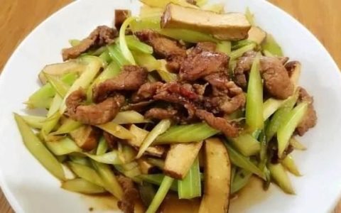 熏干怎么做好吃(熏干怎么做好吃又简单)