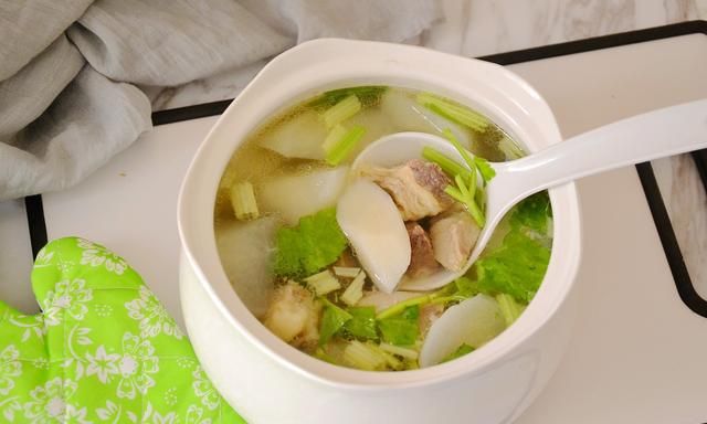 年夜饭系列之：久久长长9道营养汤水篇