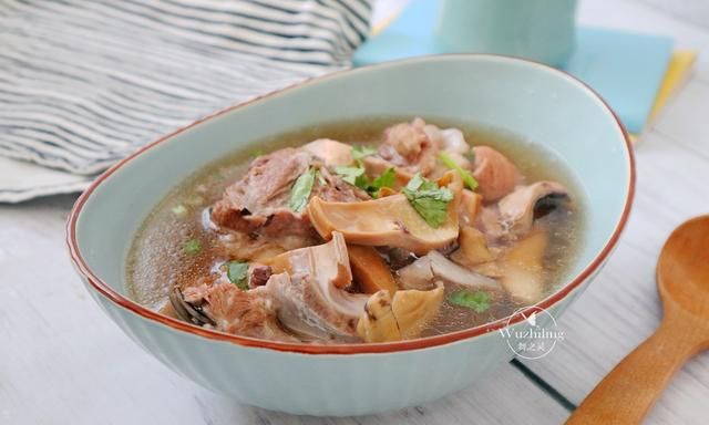 年夜饭系列之：久久长长9道营养汤水篇