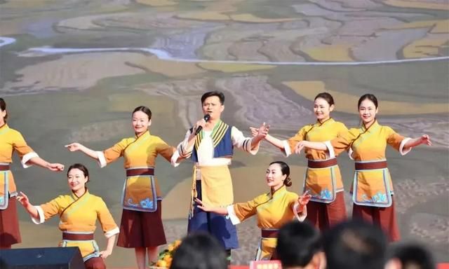 陕南石泉县民俗文化厚重，民族精神的完美体现