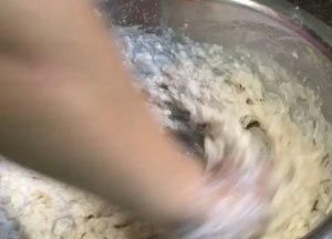 贡丸是什么材料做的(市场卖的火锅贡丸什么食材做的)图4