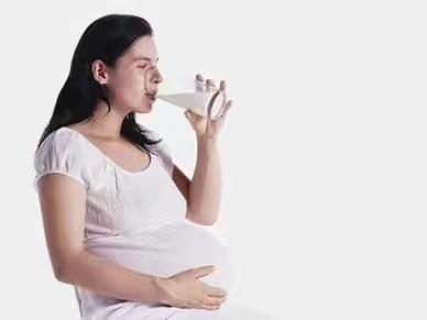 怀孕后喝水苦,只喝酸奶和纯奶可以吗图3