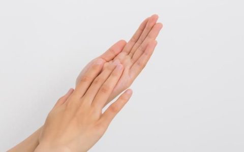 健康皮肤的标准是什么?(外阴皮肤疼怎么办)