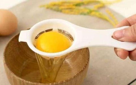 蛋清敷脸,不仅不能美白,还容易引起皮炎吗