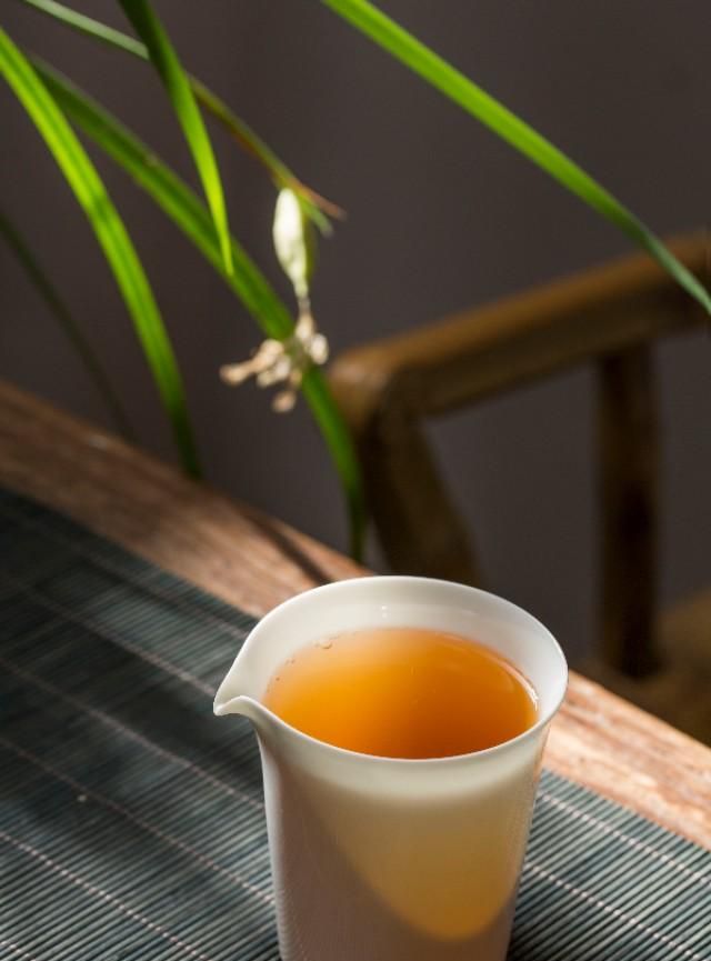 福鼎白茶好喝吗(荒野福鼎白茶好喝吗)图5