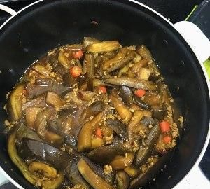 什么是肉末茄子盖浇饭,肉末茄子盖浇饭的热量图12