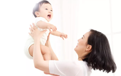 如果男生胸部发育了还会不会长高