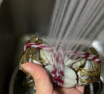 十分钟搞定一道清蒸大闸蟹！就它最下饭