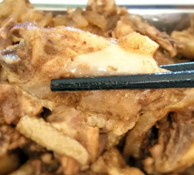 炖土豆粉条怎么做好吃(鸡腿炖土豆粉条怎么做好吃)图10