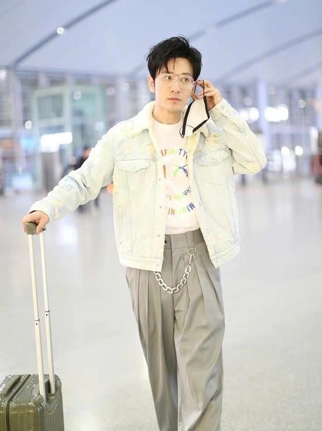 黄晓明火力全开拼命减肥！暴瘦20斤还不满意，一脸胡渣都瘦脱相了