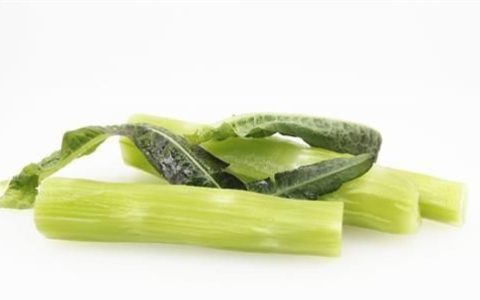 喝莴笋榨的汁有什么功效,莴笋榨成汁来做豆腐
