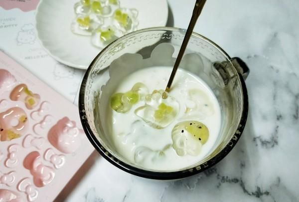 甜品师教你在家自制果冻酸奶，做法简单，1次就做成功，香甜好吃