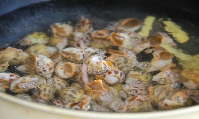 花螺的做法除了白灼，这样做香味四溢，香味直溜溜串进鼻子
